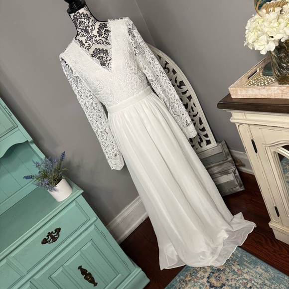 Lulus Awaken My Love Long Sleeve Lace Maxi Dress Size Large NWT Bride Wedding - Picture 3 of 15